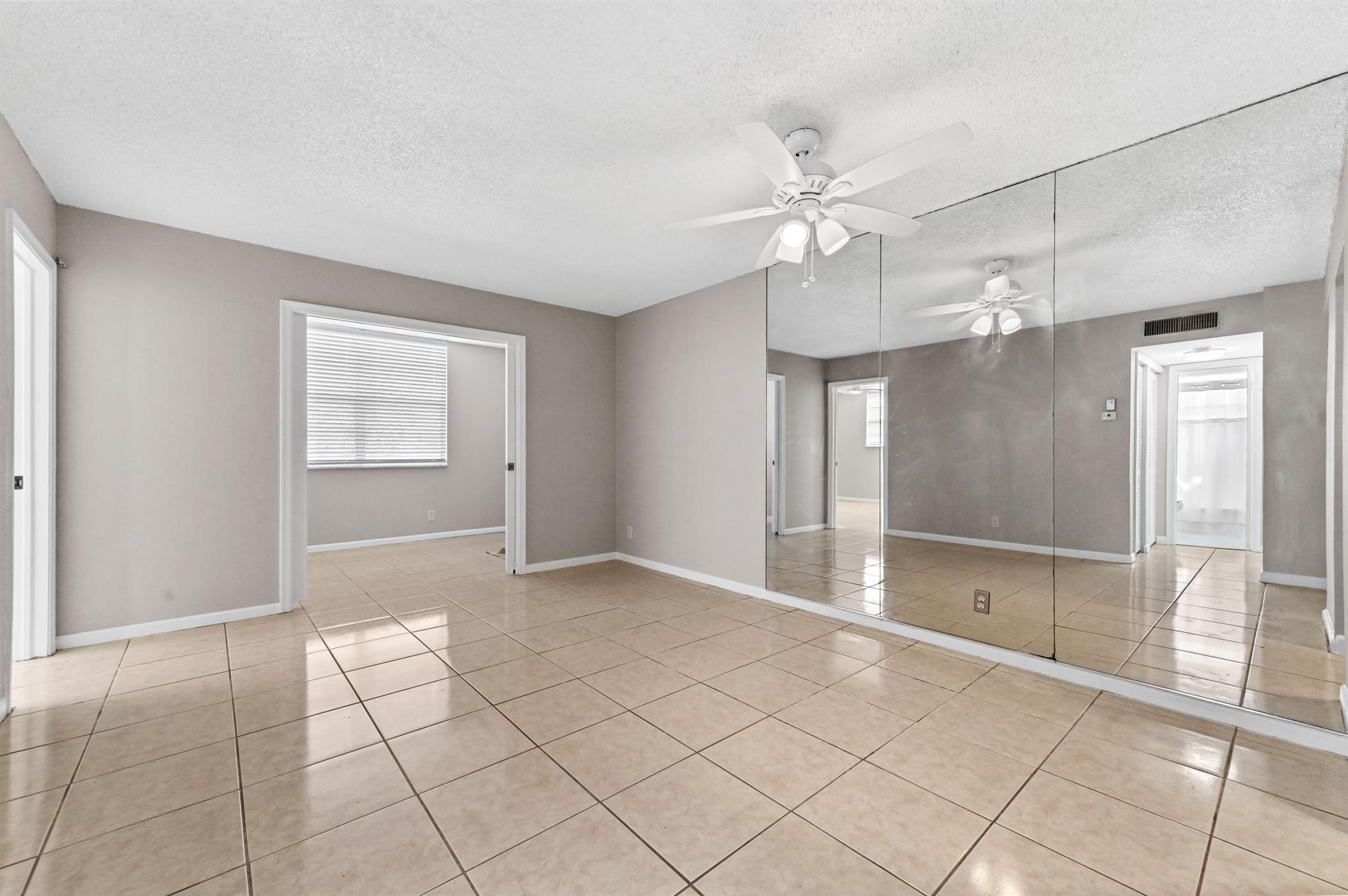 VILLA LAGO - Residential Lease