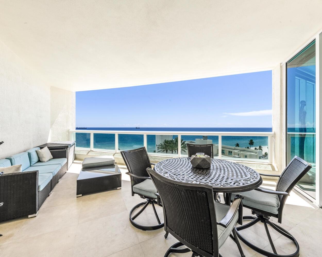 Las Olas Beach Club - Residential