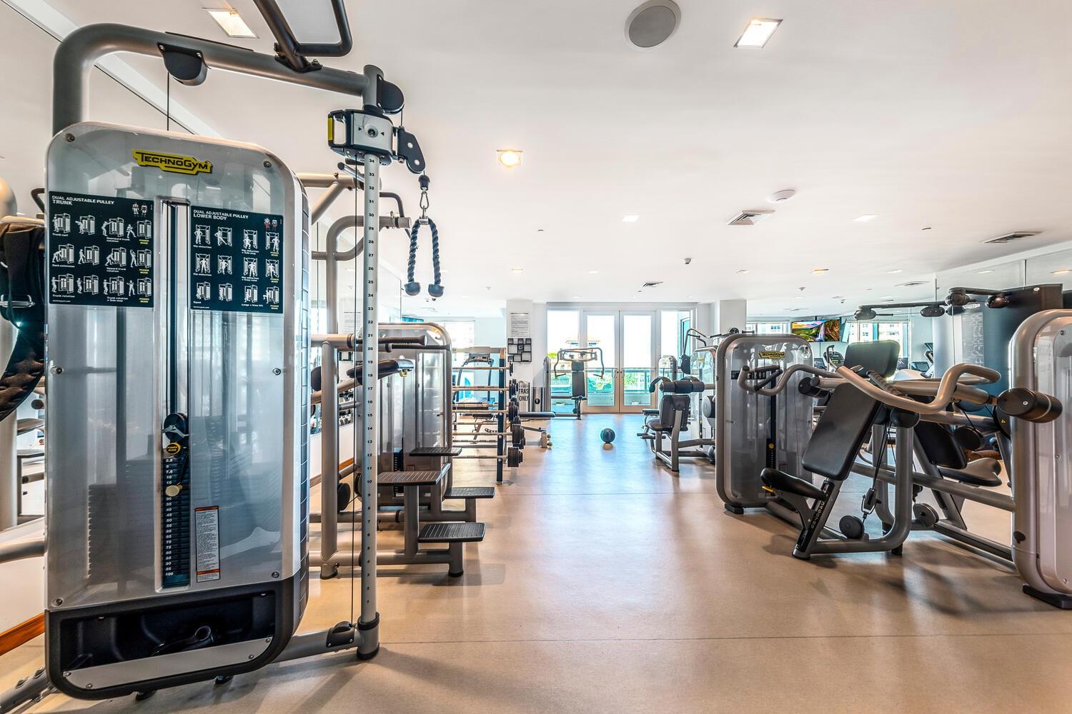 Las Olas Beach Club - Residential