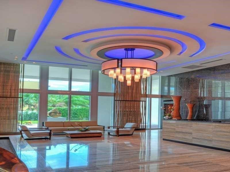 LAS OLAS BEACH CLUB - Residential