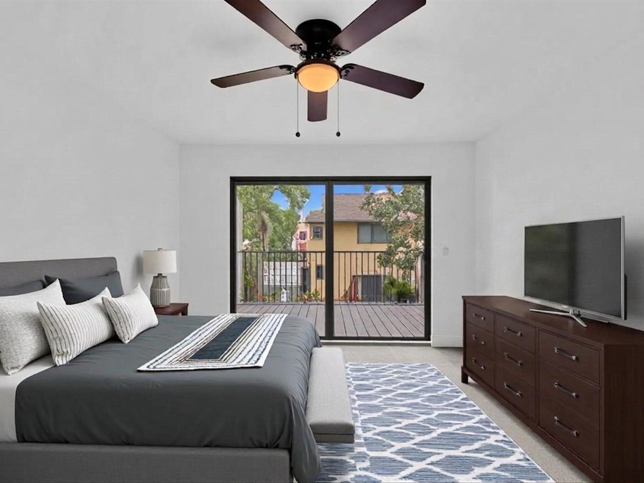 HOLLYWOOD GARDENS - Residential