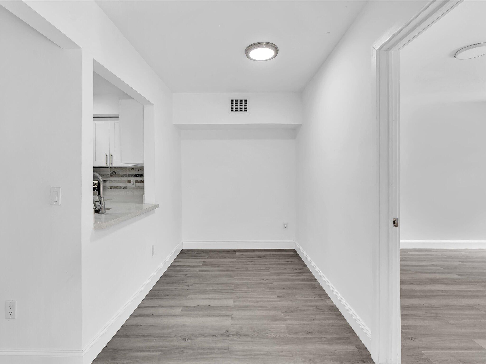 HOLLYWOOD GARDENS - Residential