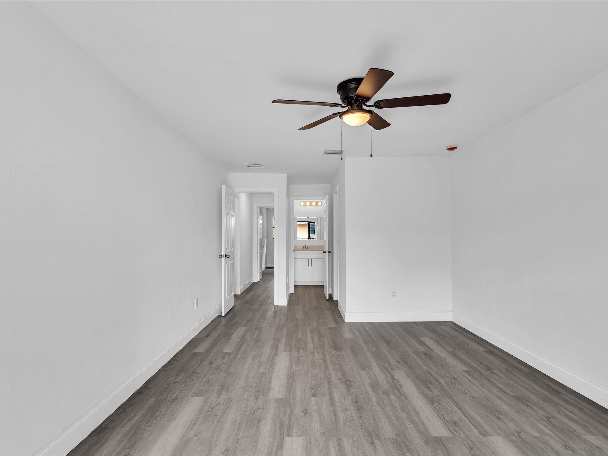 HOLLYWOOD GARDENS - Residential