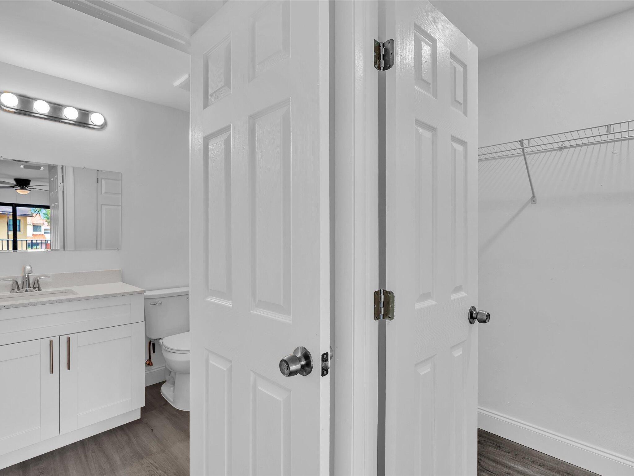 HOLLYWOOD GARDENS - Residential