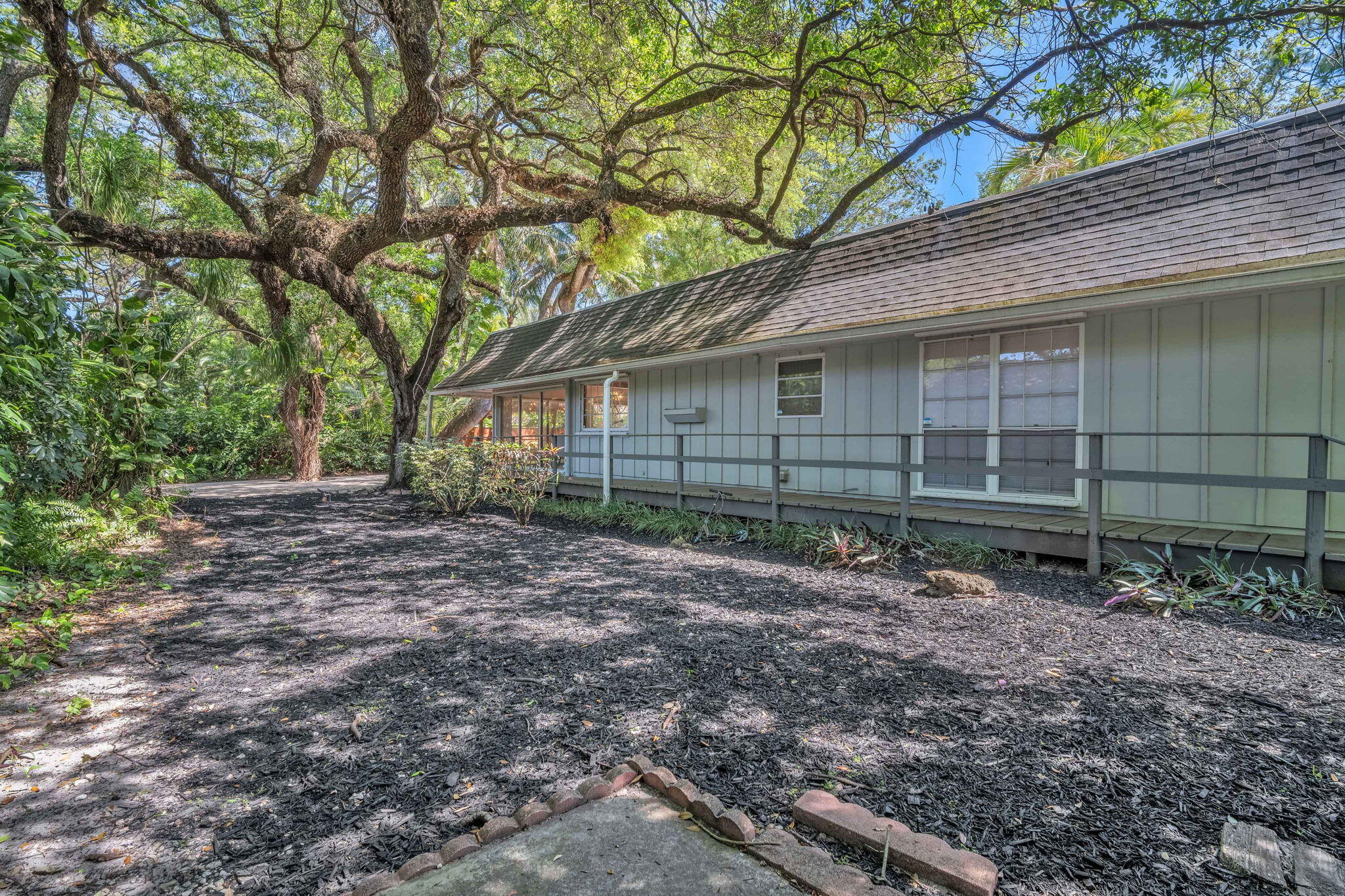 STIRLING OAKS ESTATES - Residential