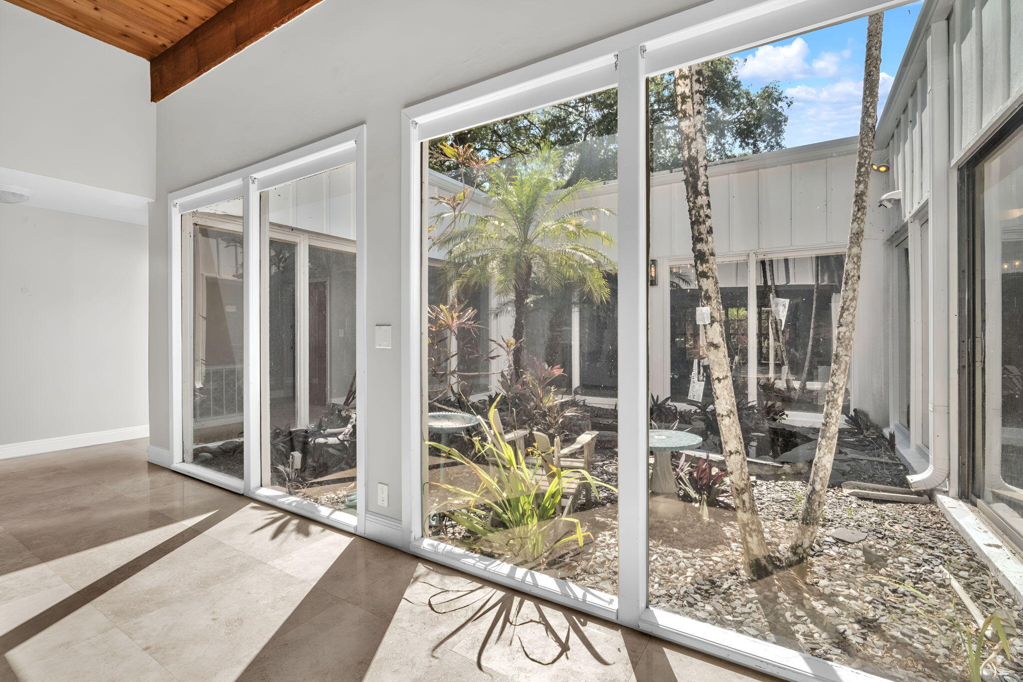 STIRLING OAKS ESTATES - Residential