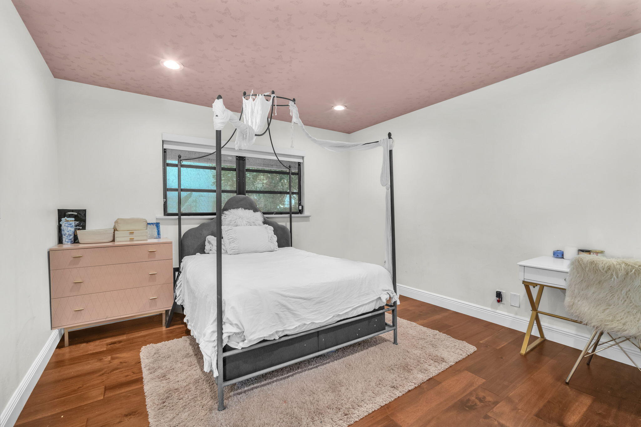 STIRLING OAKS ESTATES - Residential