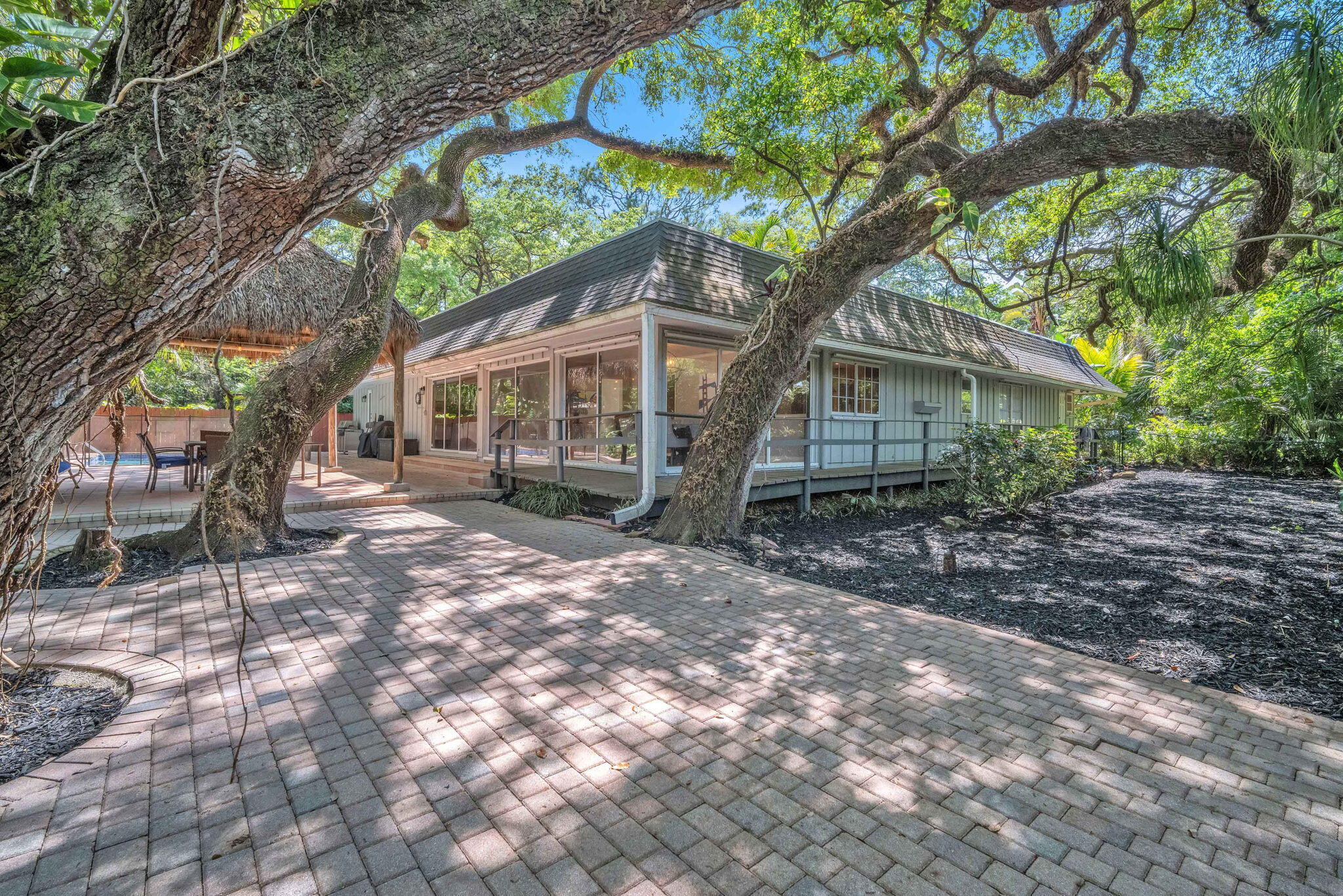 STIRLING OAKS ESTATES - Residential