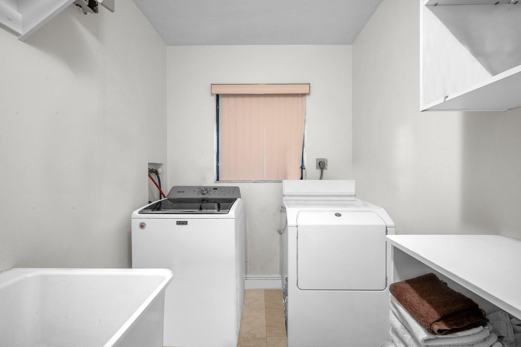 STIRLING OAKS ESTATES - Residential