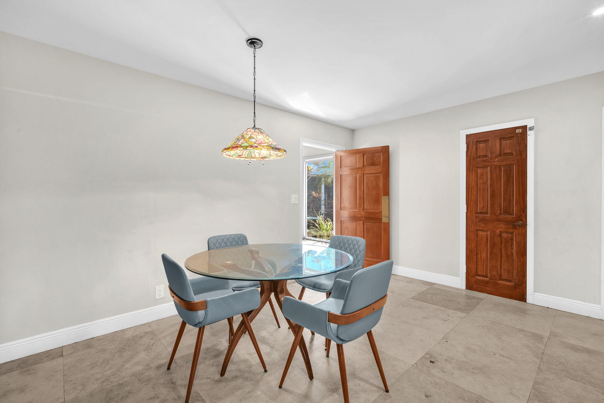 STIRLING OAKS ESTATES - Residential