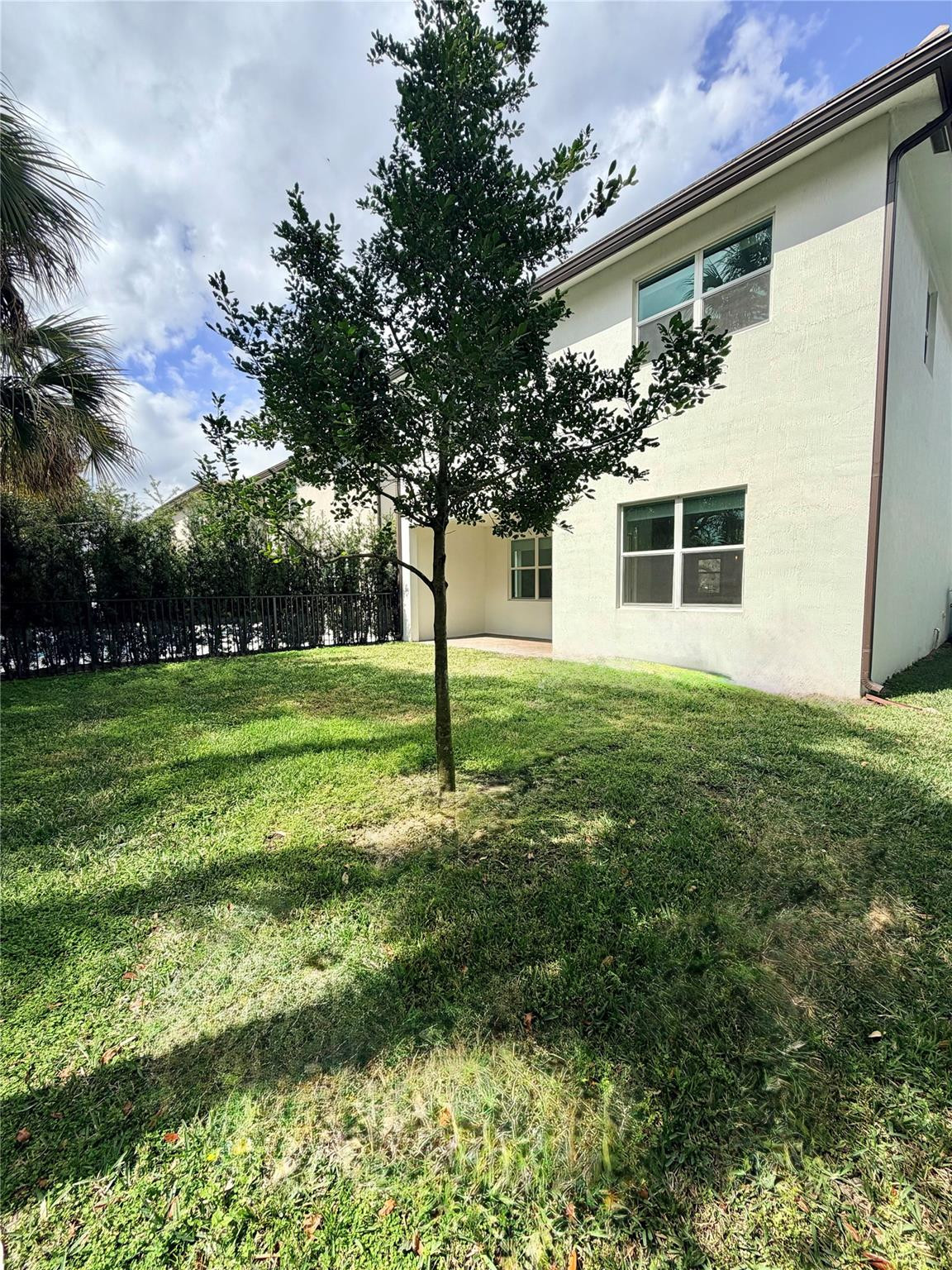 Banyan Court - Residential Lease