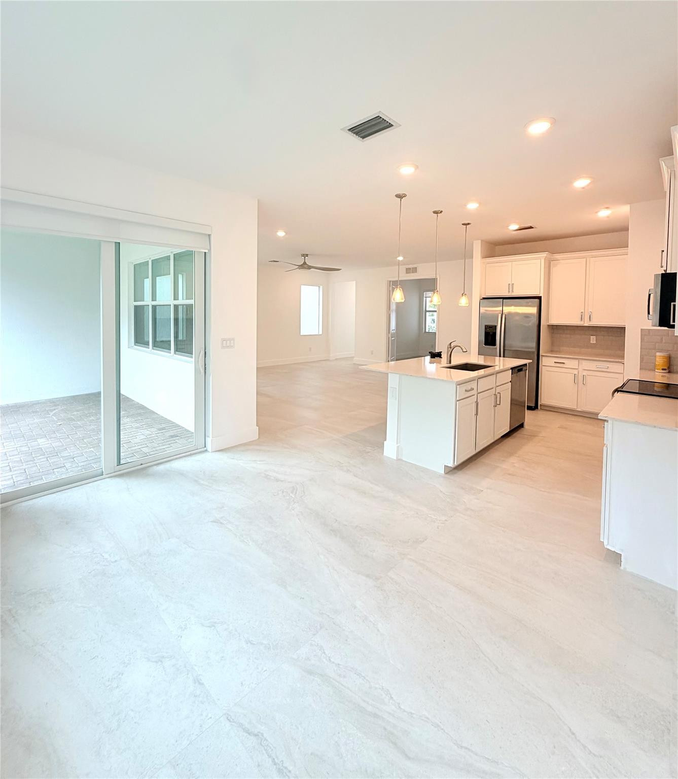 4300 Buttonwood Drive