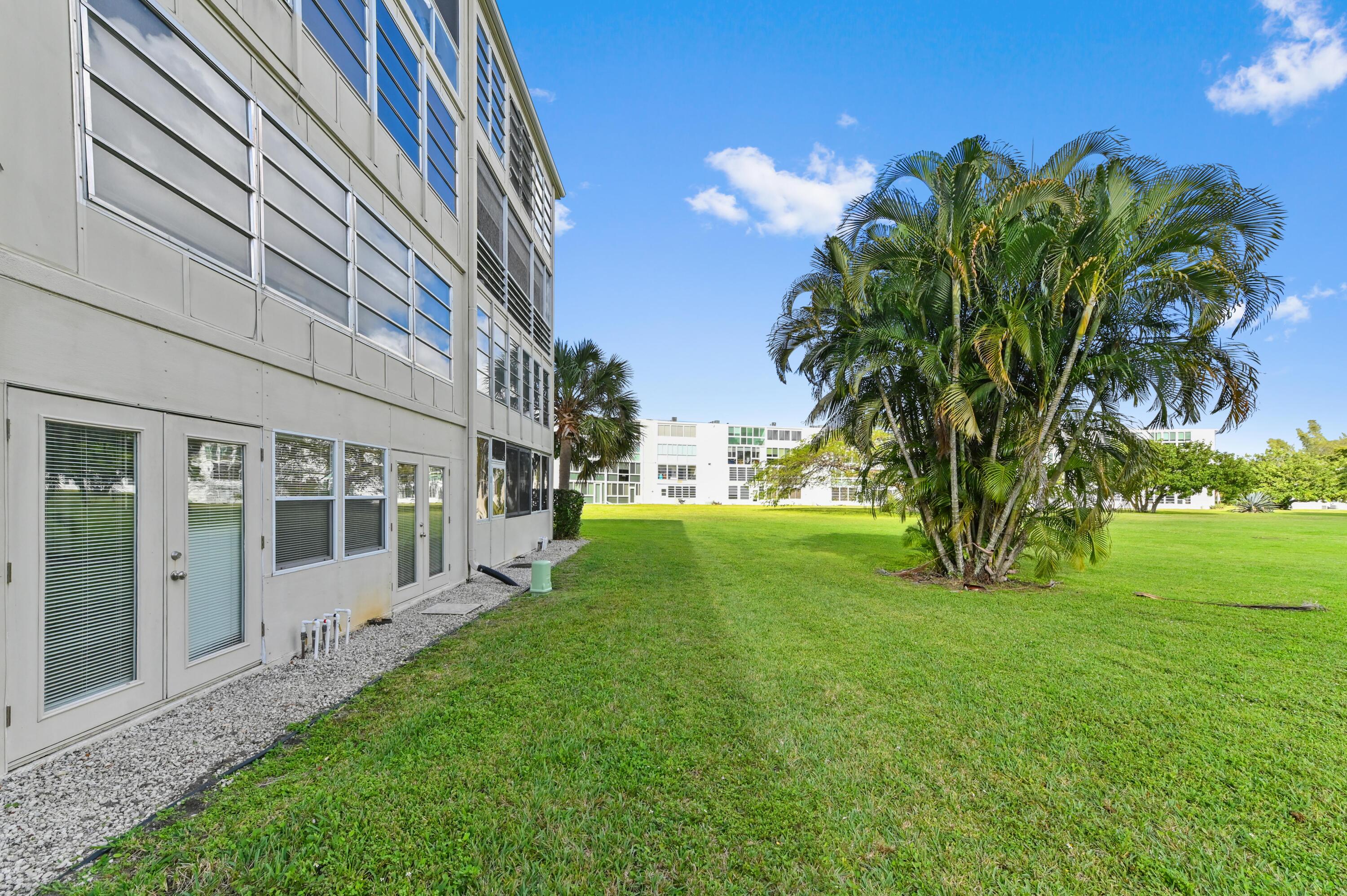 GRANTHAM F CONDOMINIUMS - Residential