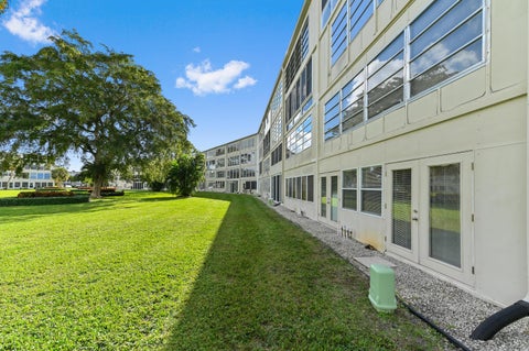 Tiny photo for 196 Grantham F #196, Deerfield Beach, FL 33442 (MLS # R11154599)