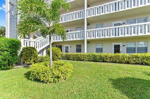 Tiny photo for 196 Grantham F #196, Deerfield Beach, FL 33442 (MLS # R11154599)