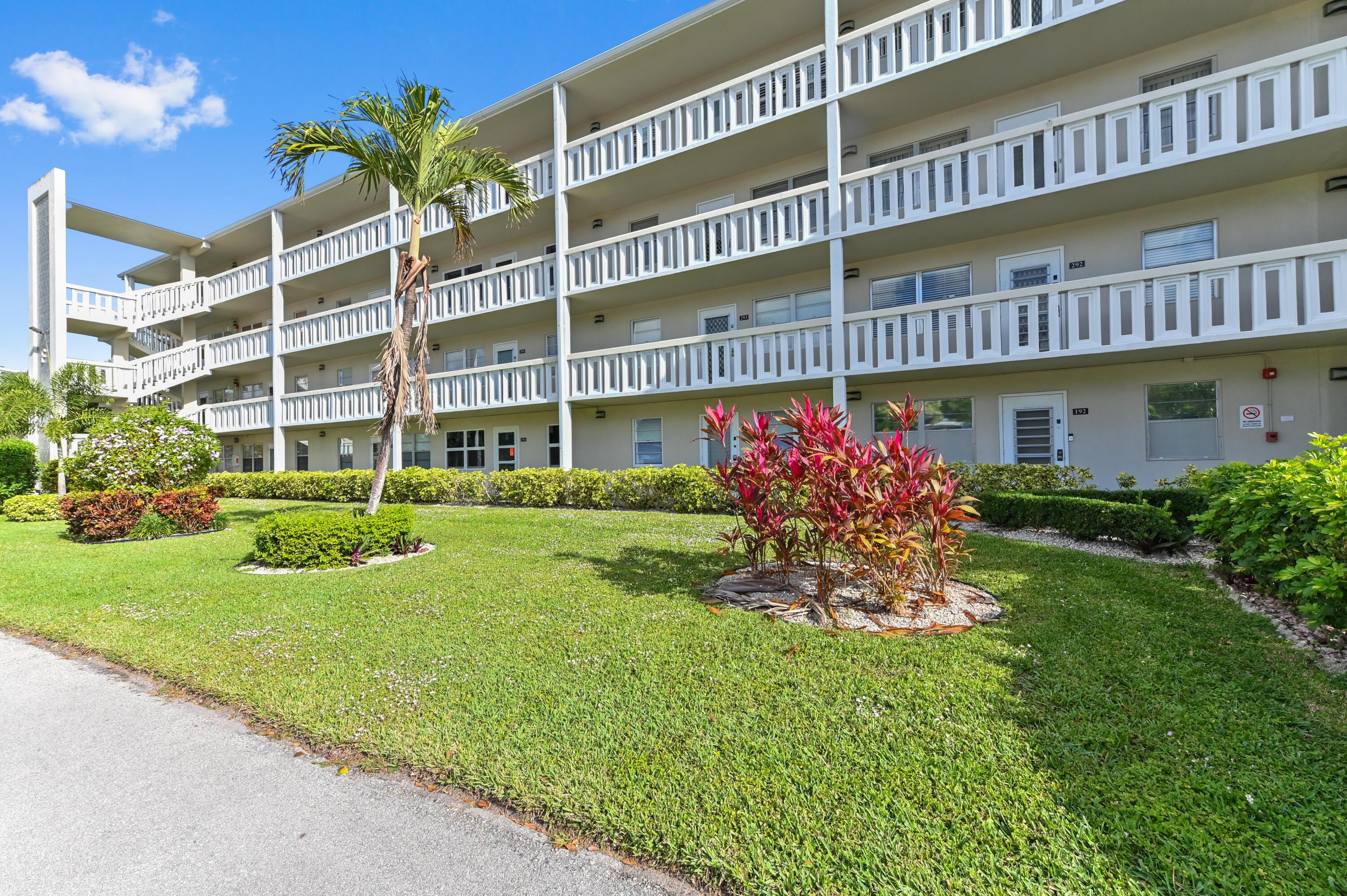 GRANTHAM F CONDOMINIUMS - Residential