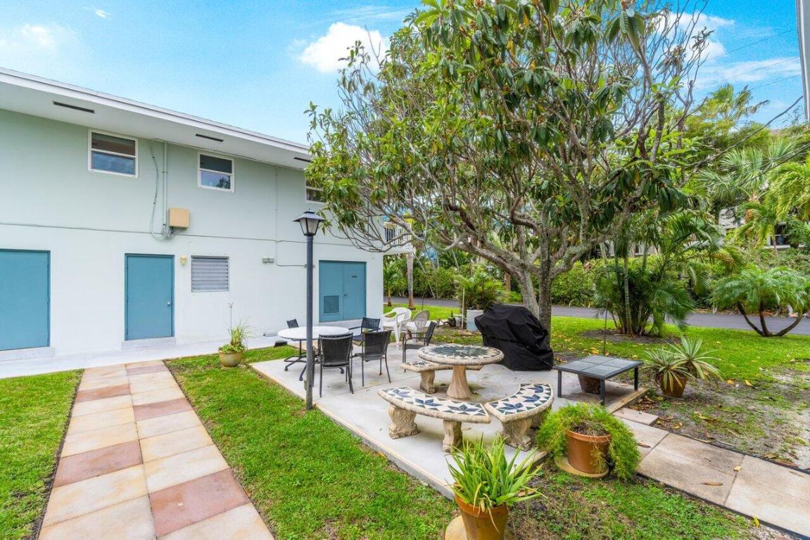 HAMPSHIRE GARDENS - Residential