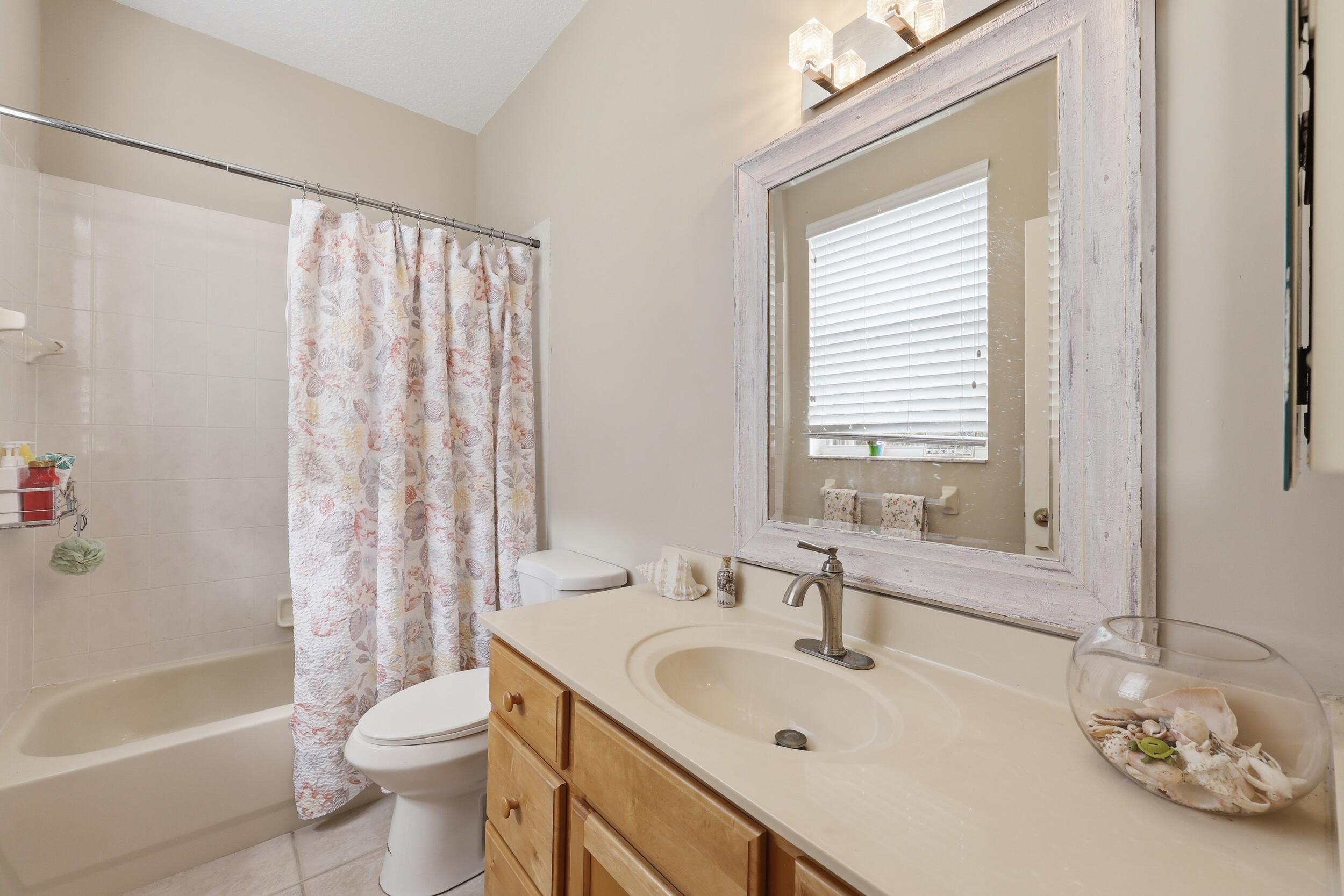 HAMILTON BAY SEC 1A AND 1B - Residential