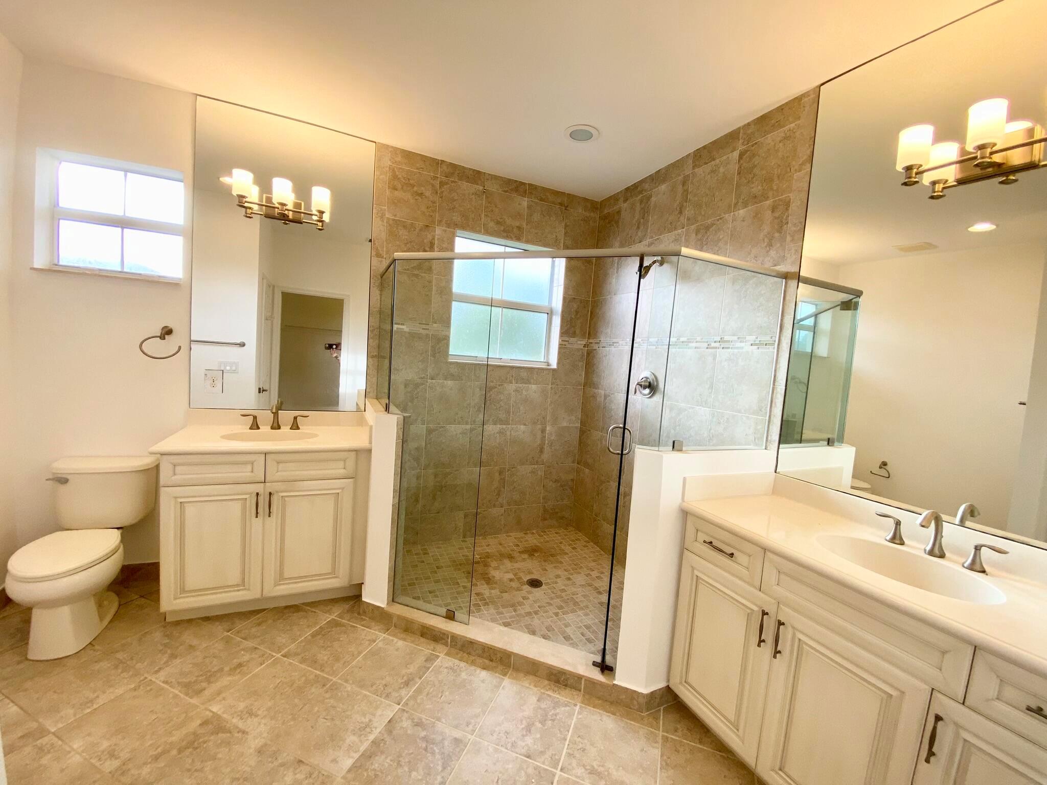 VISTABELLA AT RENAISSANCE COMMONS 2 PUD - Residential Lease