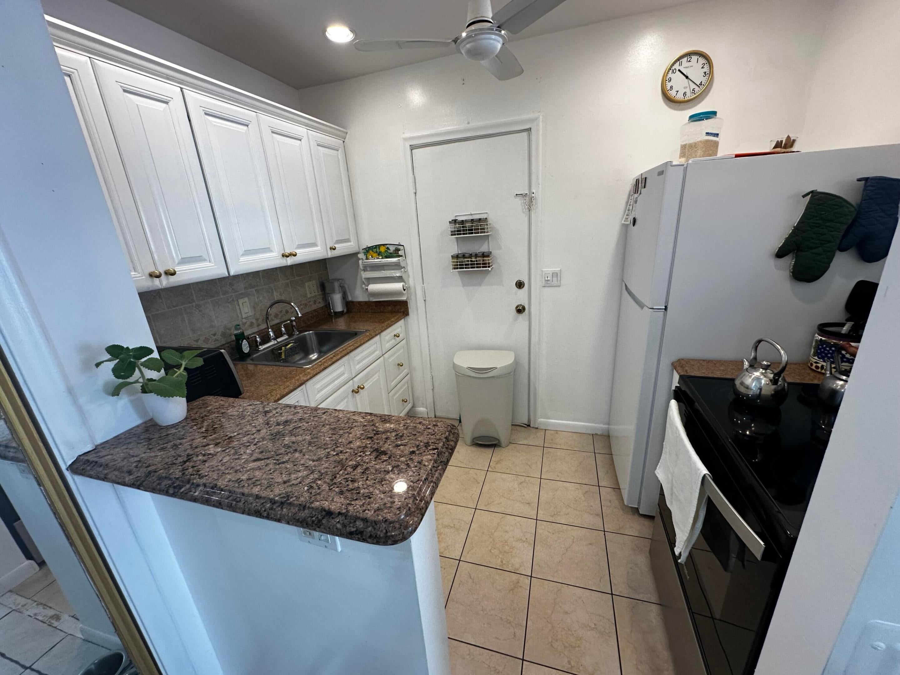 330 S CYPRESS Road 610