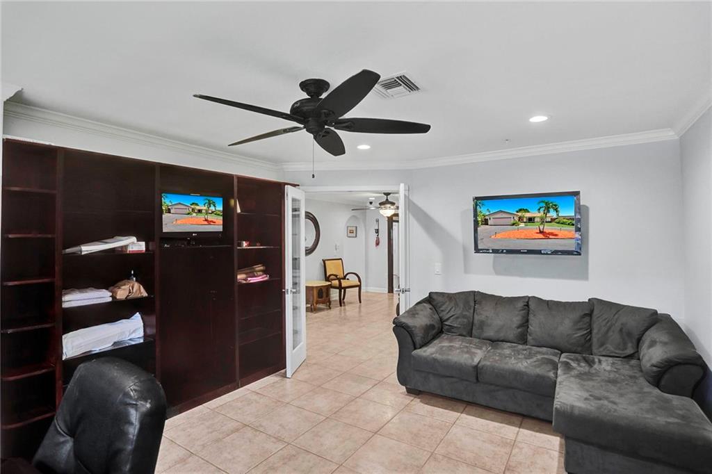 The Windings 70-44 B - Residential