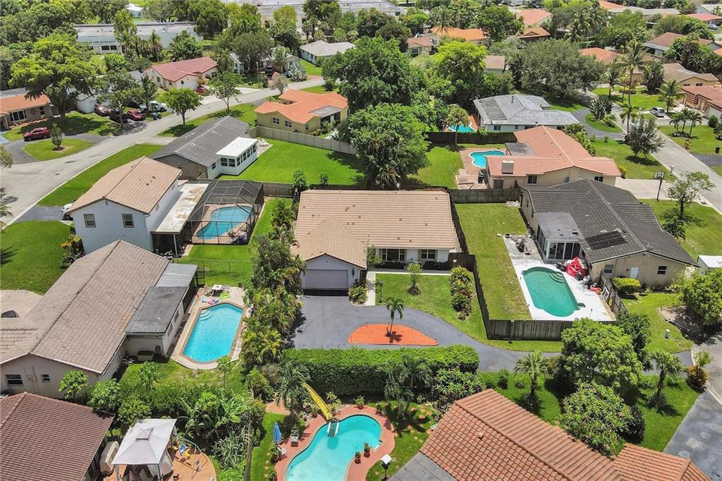 The Windings 70-44 B - Residential