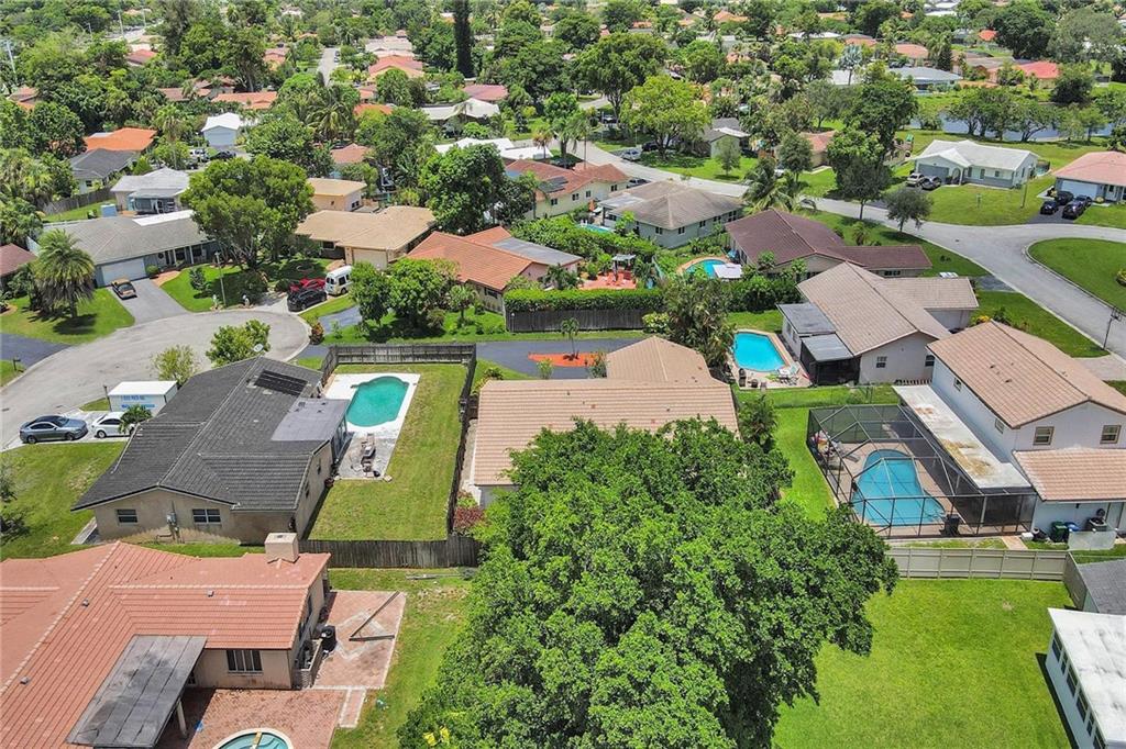 The Windings 70-44 B - Residential