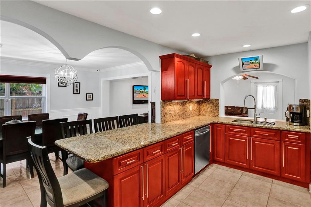 The Windings 70-44 B - Residential