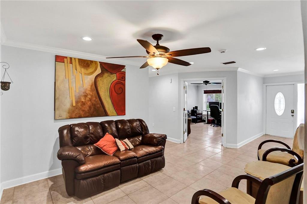 The Windings 70-44 B - Residential