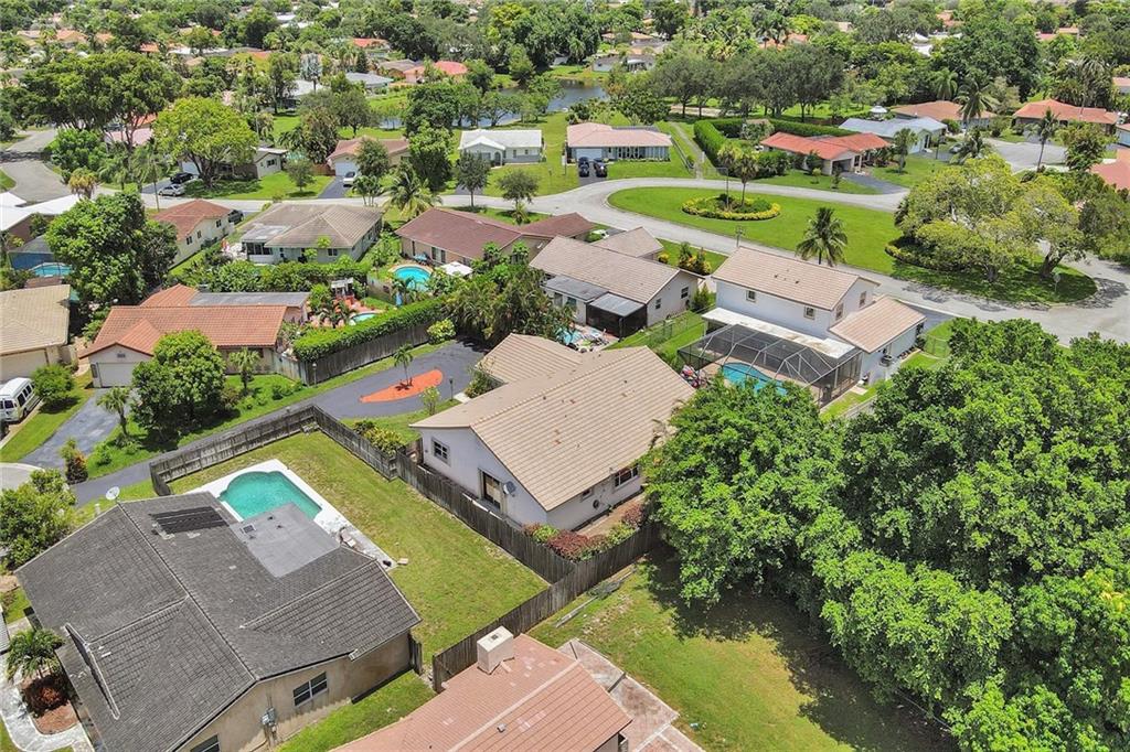 The Windings 70-44 B - Residential