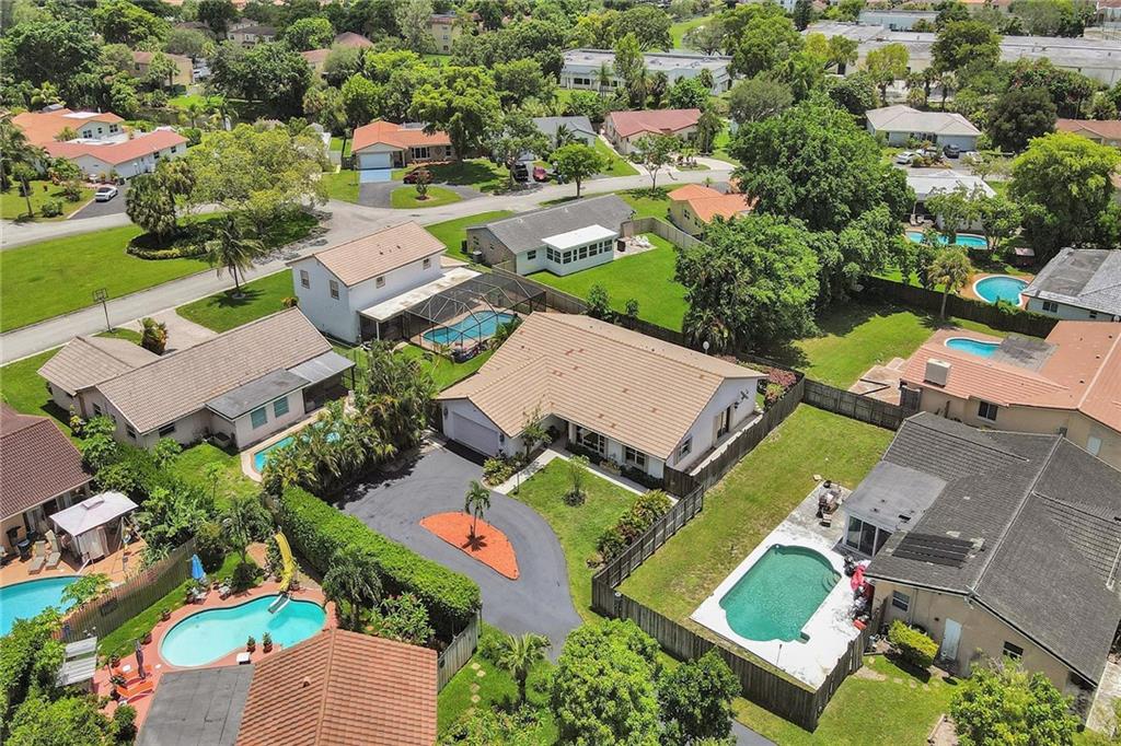 The Windings 70-44 B - Residential