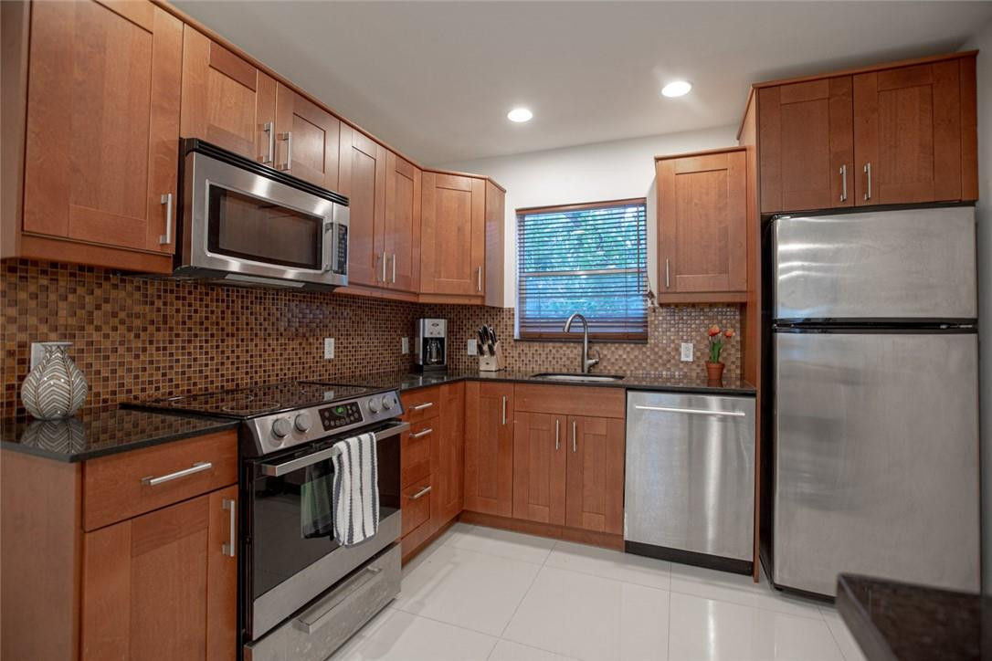 601 SE 5th Court 108