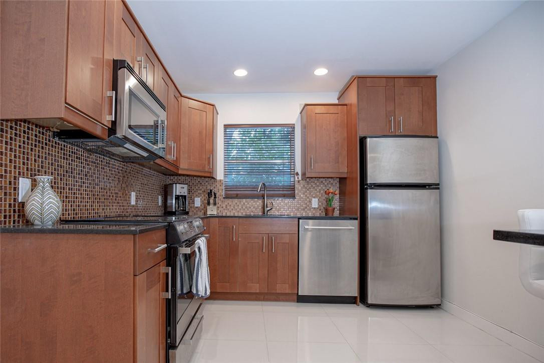 RIVERVIEW SOUTH CONDO - Residential