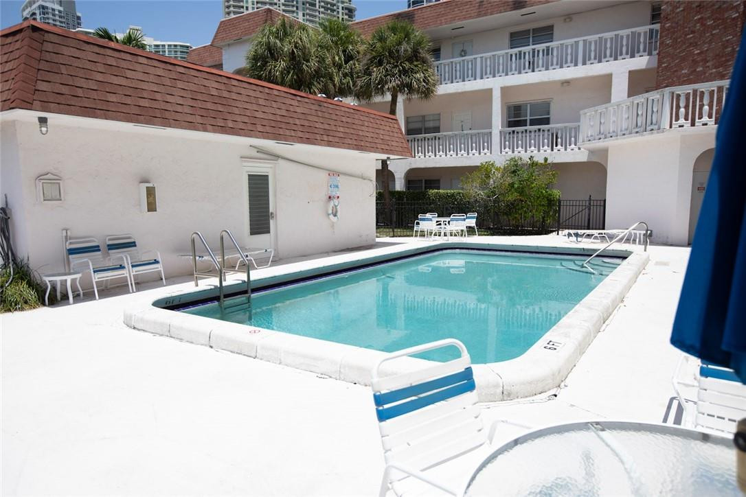 RIVERVIEW SOUTH CONDO - Residential