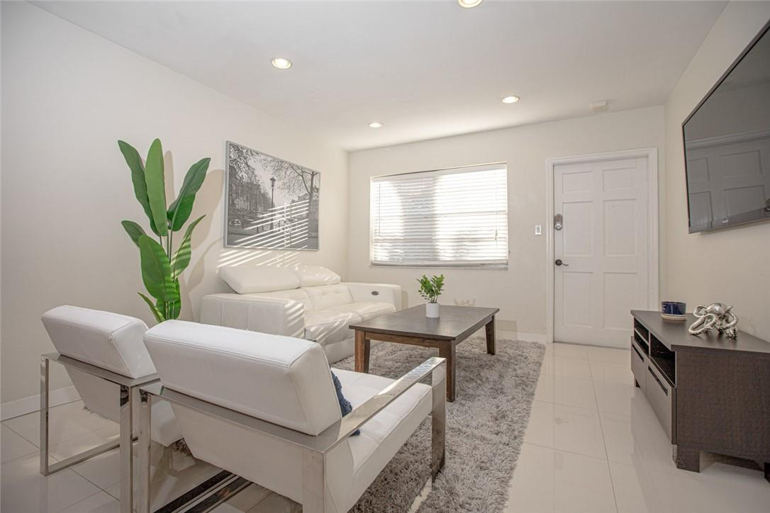 601 SE 5th Court 108