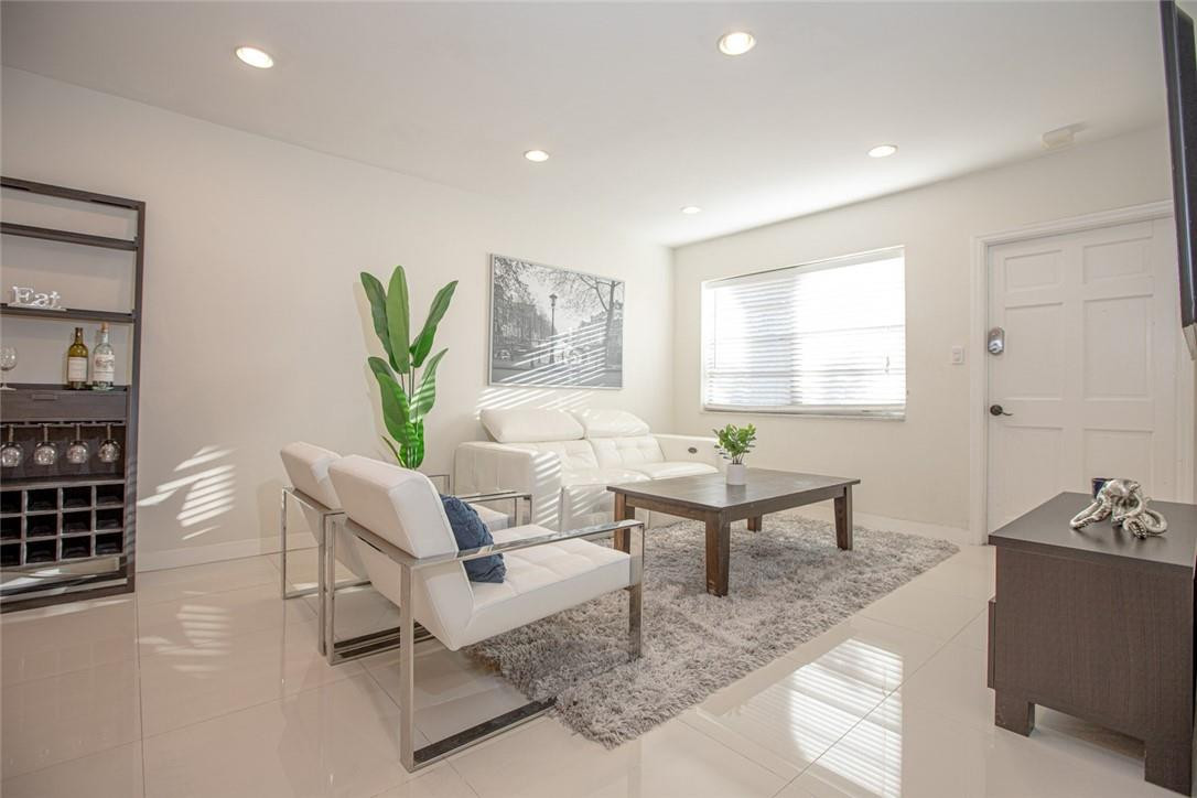 601 SE 5th Court 108