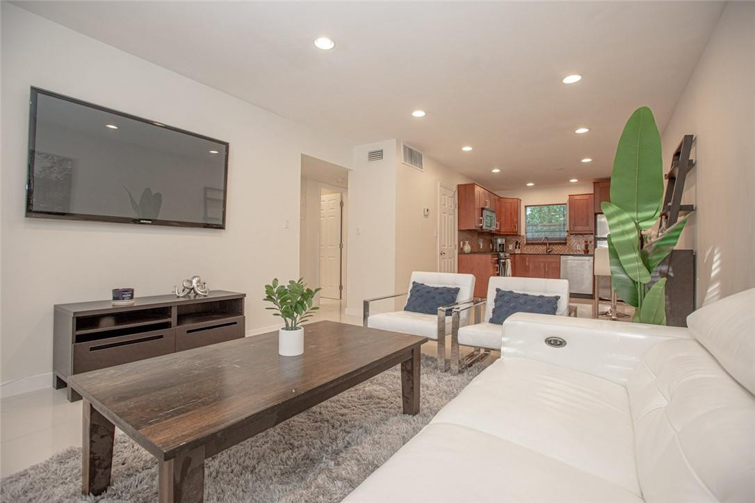 601 SE 5th Court 108