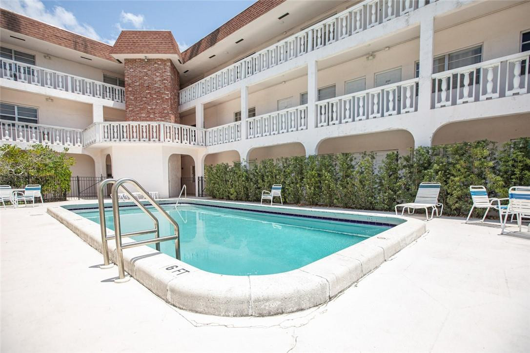 RIVERVIEW SOUTH CONDO - Residential