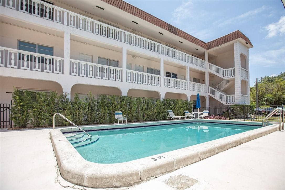 RIVERVIEW SOUTH CONDO - Residential