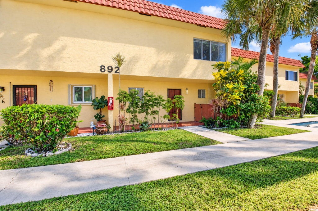 Photo of 892 SW 9th Street Circle #7, Boca Raton, FL 33486 (MLS # B26092520)
