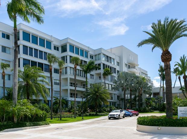 Palm Beach Towers - Residential