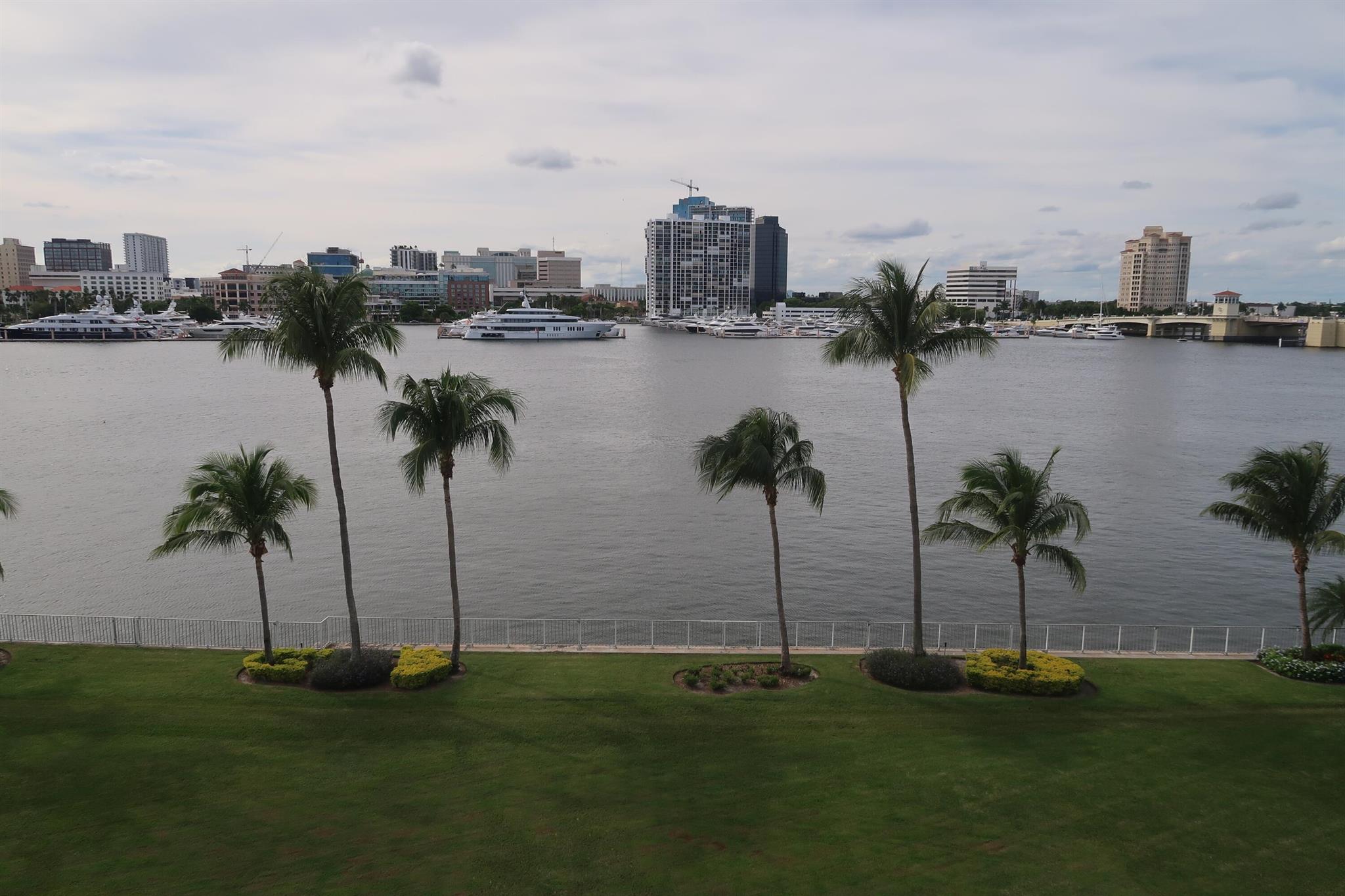 Palm Beach Towers - Residential