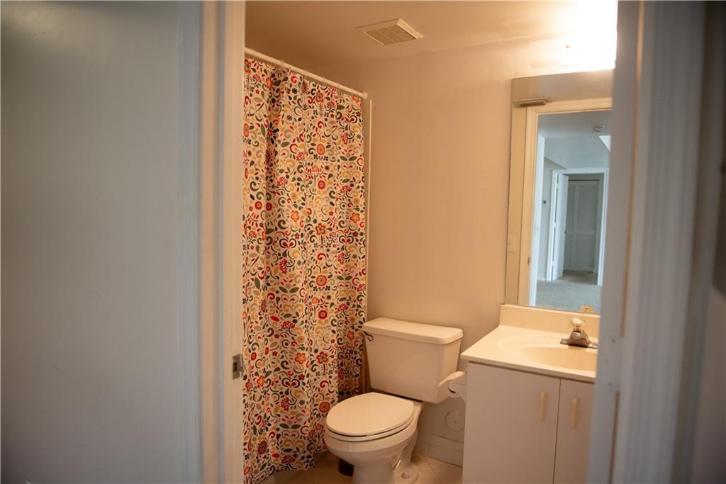 Sheridan East Condominium - Residential