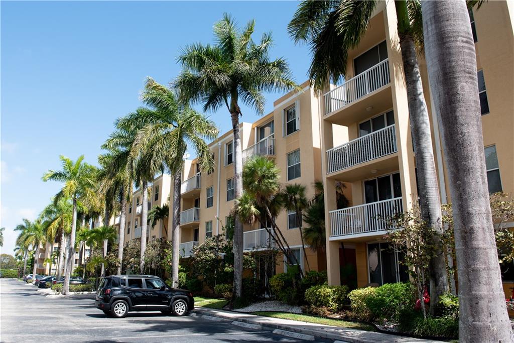 Sheridan East Condominium - Residential