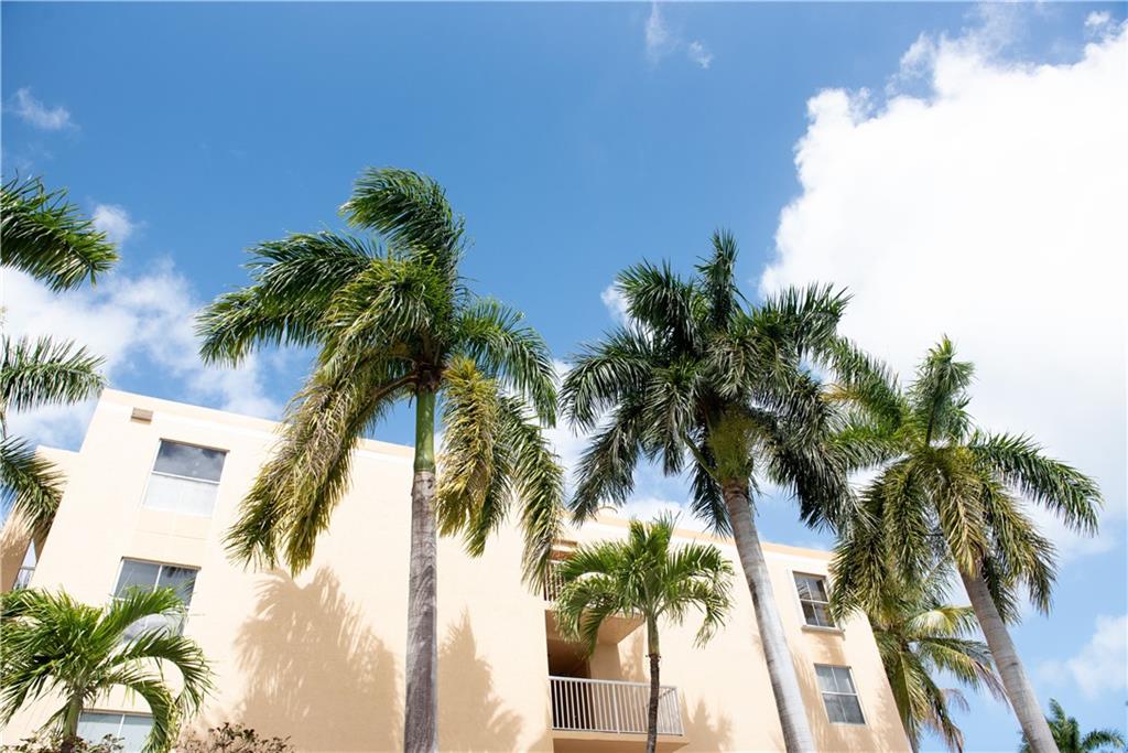 Sheridan East Condominium - Residential