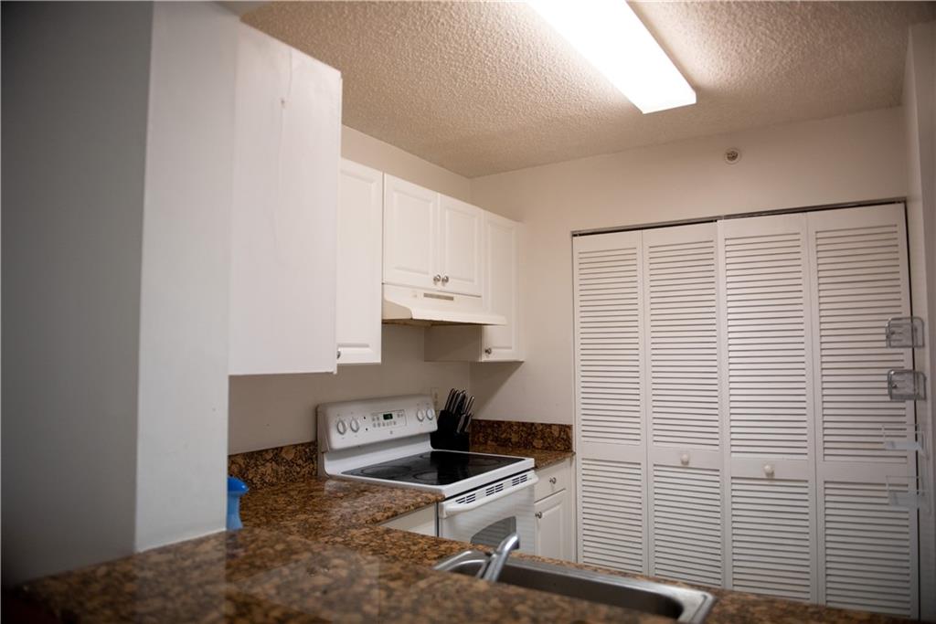 Sheridan East Condominium - Residential