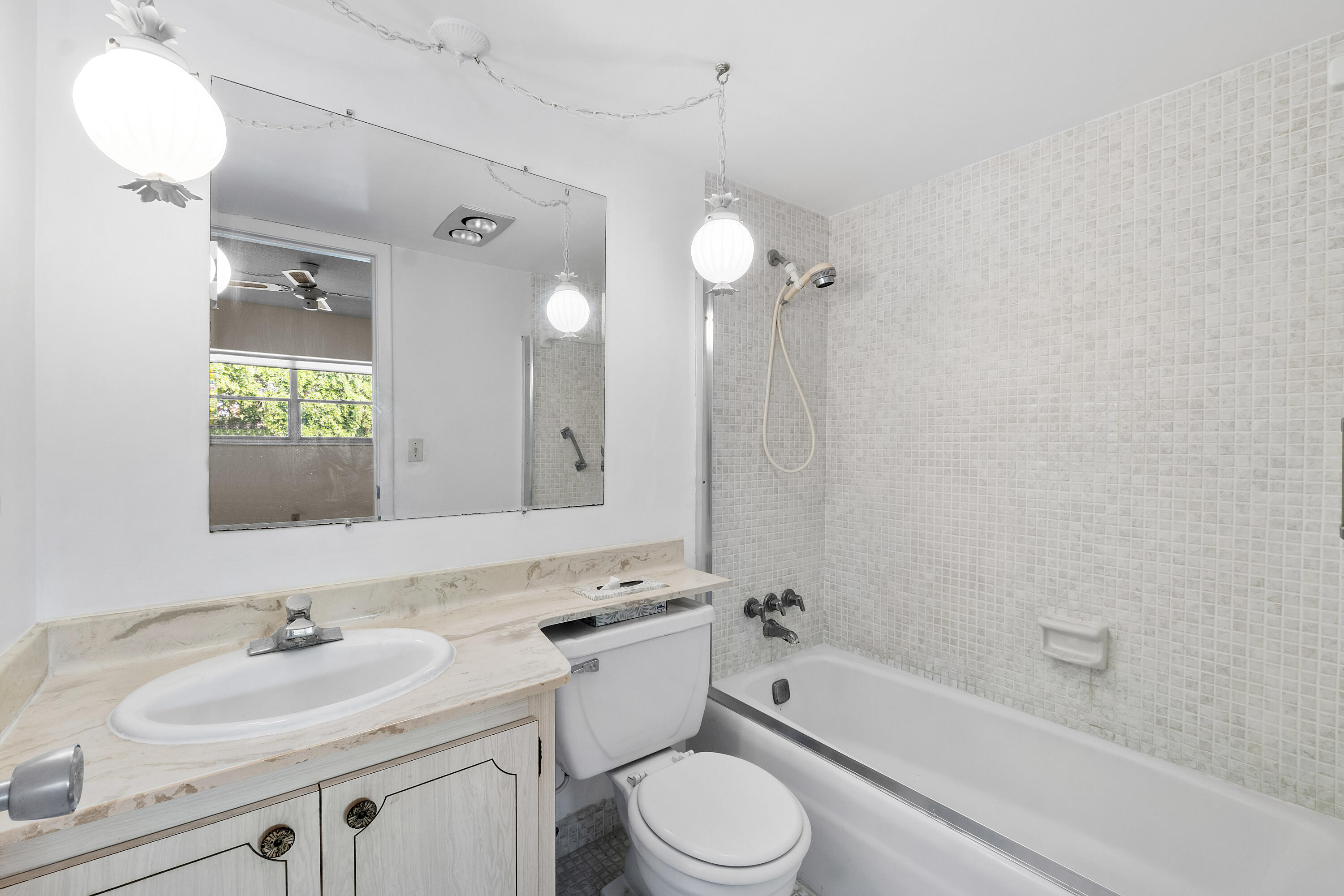 TROPIC HARBOR CONDO PART SEVEN - Residential