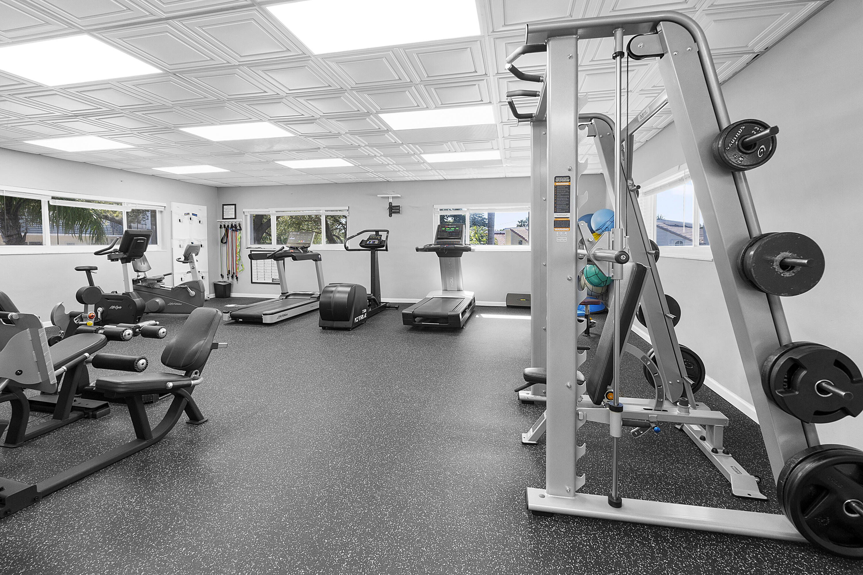 TROPIC HARBOR CONDO PART SEVEN - Residential