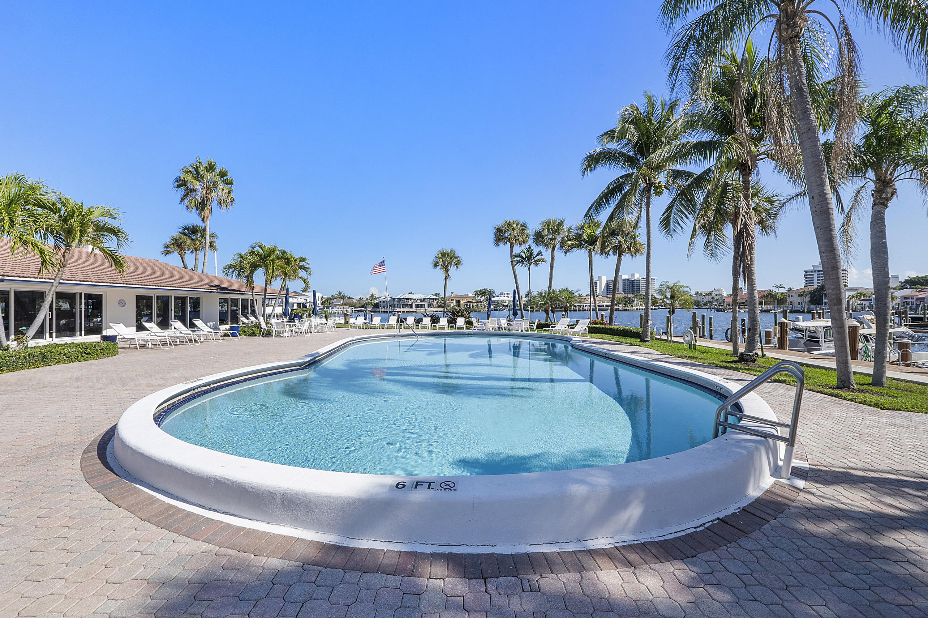 TROPIC HARBOR CONDO PART SEVEN - Residential