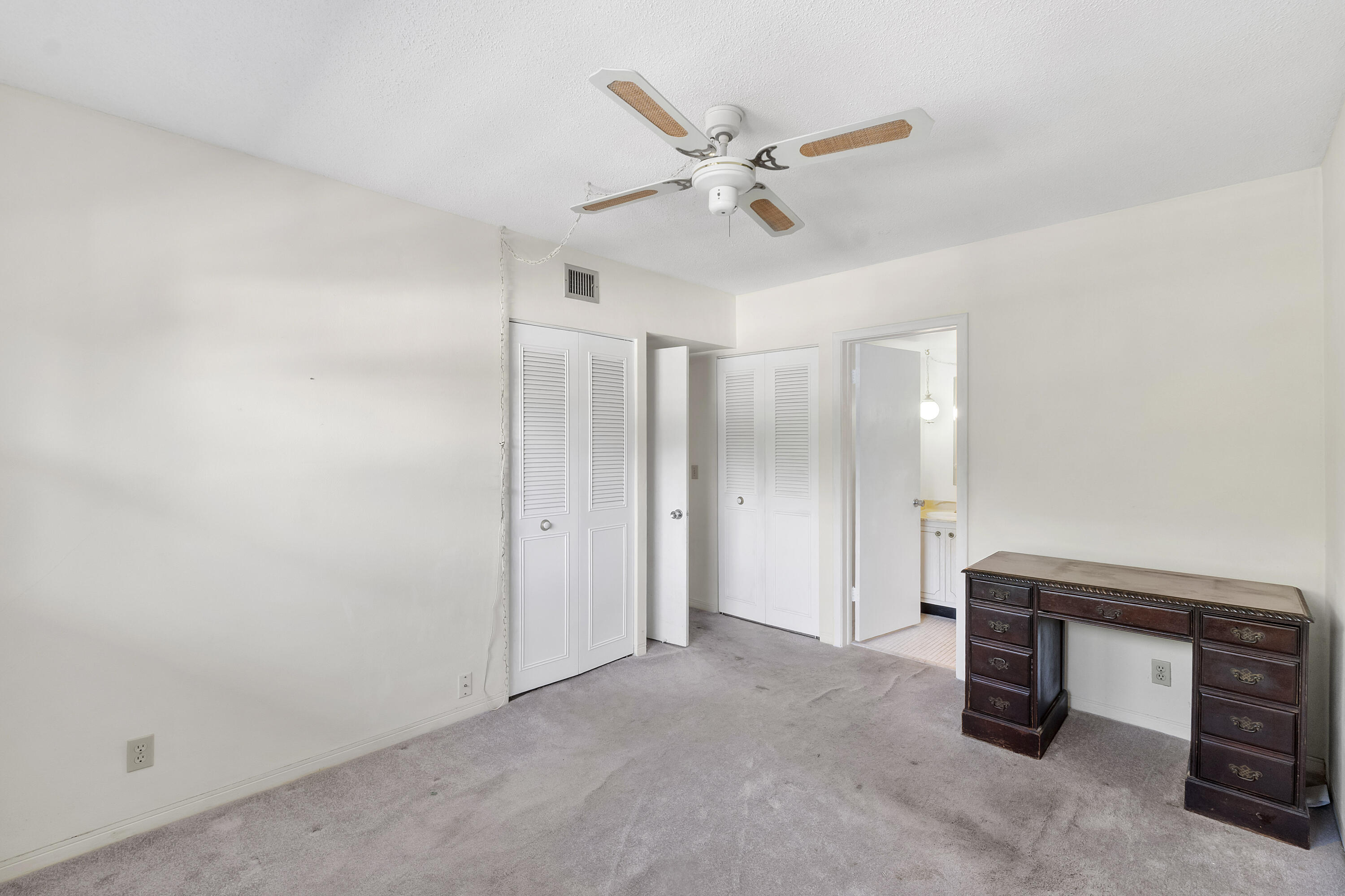 TROPIC HARBOR CONDO PART SEVEN - Residential